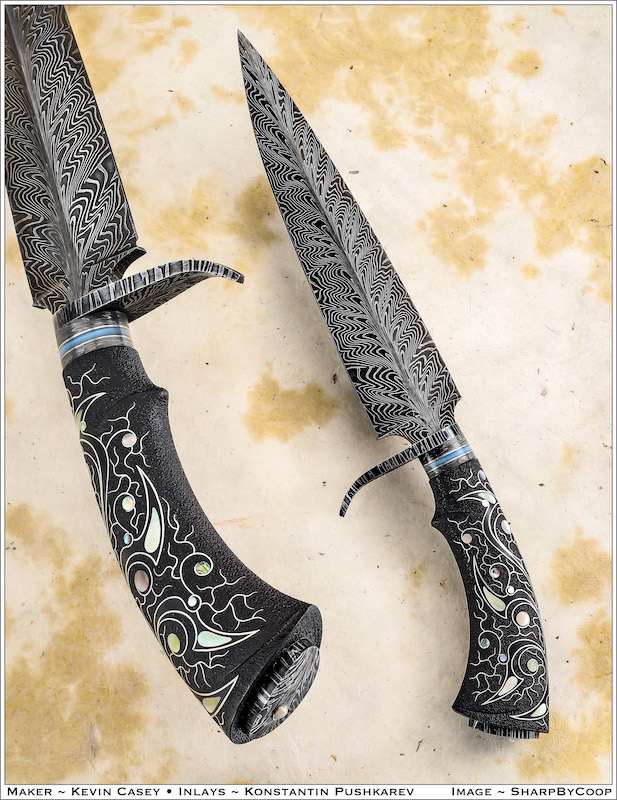 Damascus blade knife