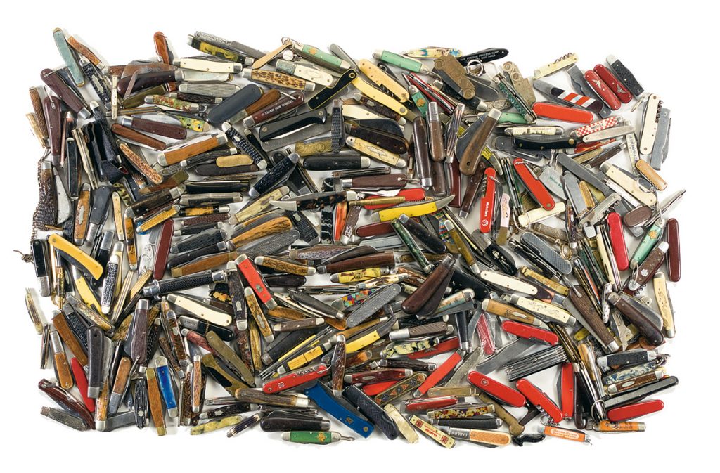 Pile of pocketknives