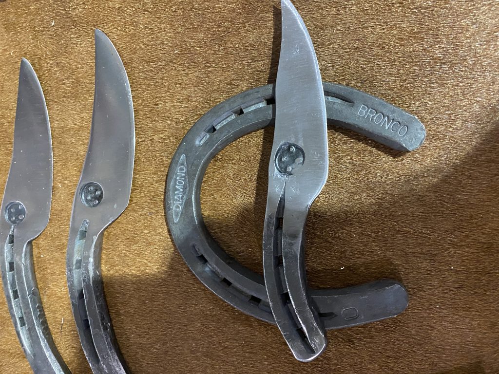 knives from horseshoes