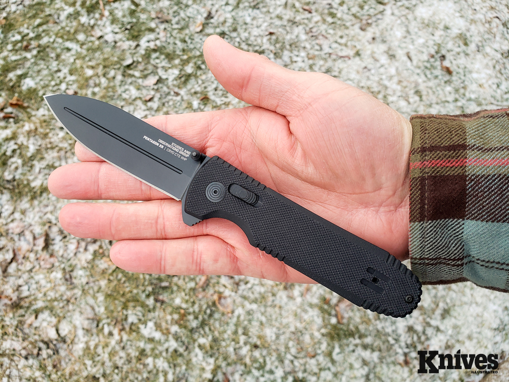 The Pentagon XR is a good-sized folder for defense use.