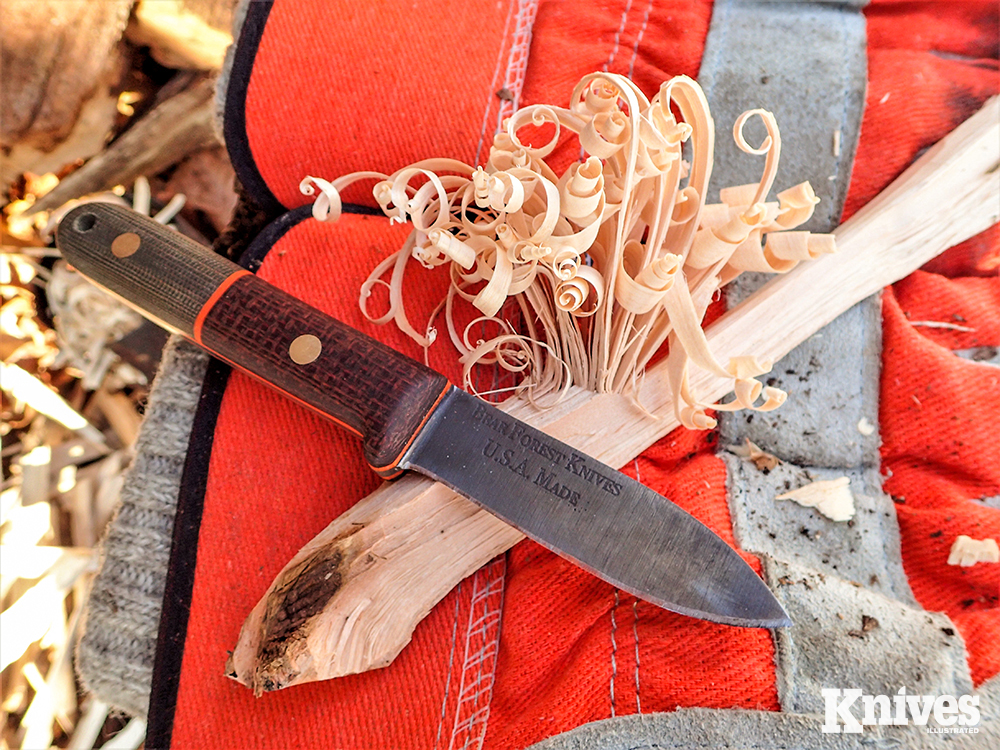 The Bear Forest Knives GT-3 is a crafts knife, made for woods utility. 