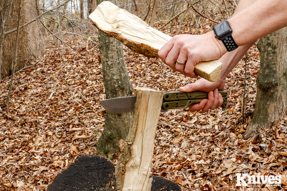 The Doubledown has jimping along the spine of the blade as a no-slip aid when using a baton, in this case for splitting wood into kindling.