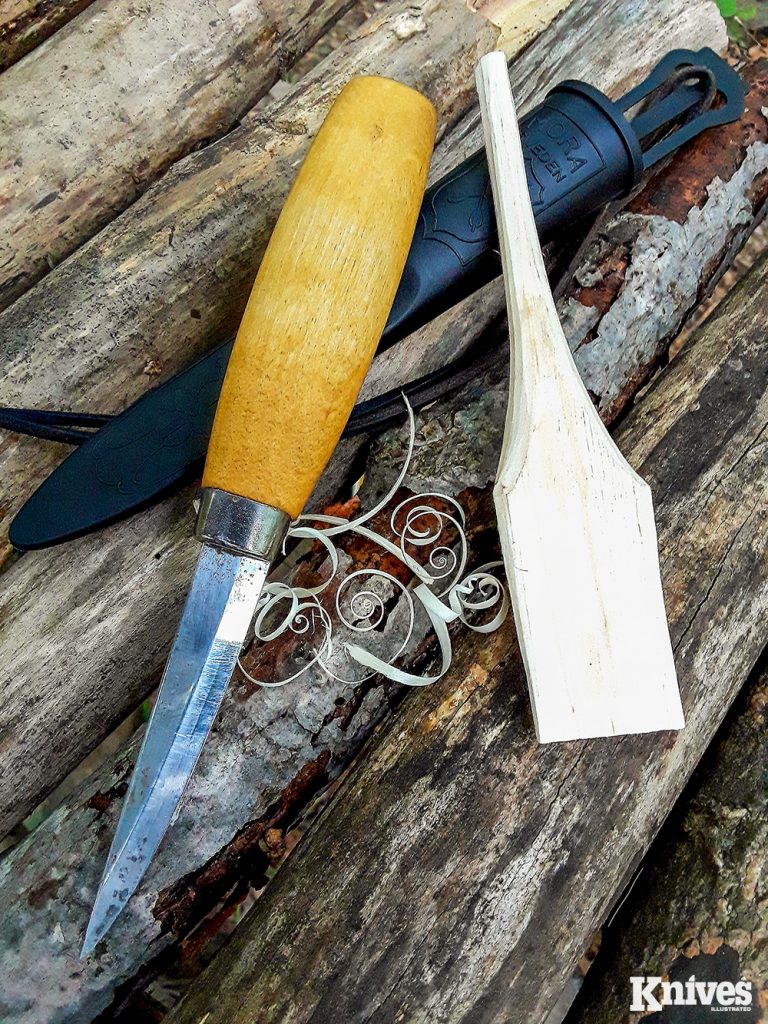 A simple spatula can be made from soft wood and a small knife.