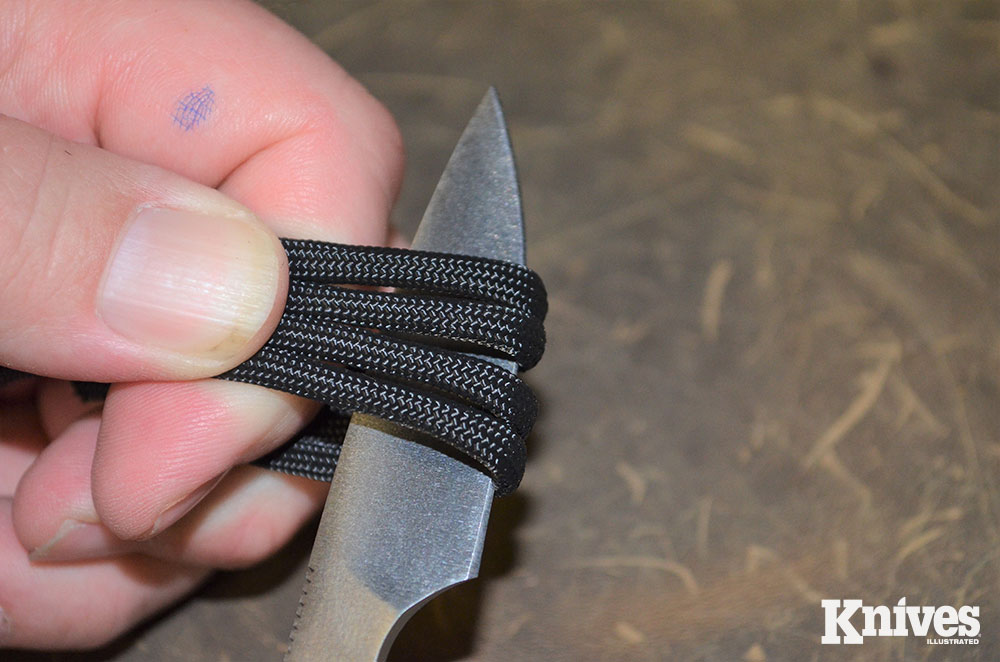 : Four loops of standard paracord were cut cleanly with a single attempt