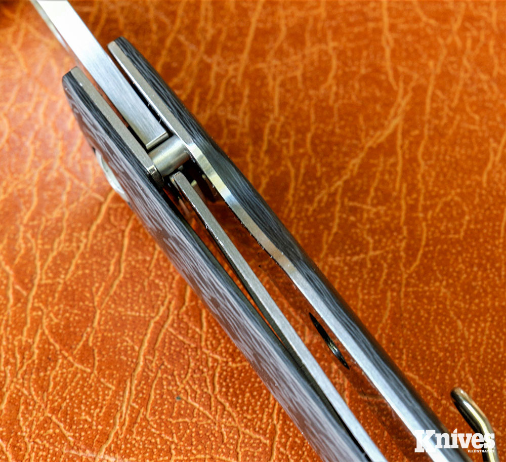 The Kapara makes use of Spyderco’s Compression Lock, which clicks in reliably when the blade is opened and is easy to disengage when closing the blade.