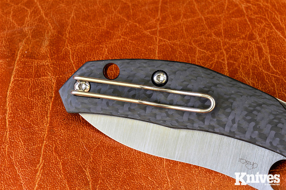 The deep-carry pocket clip is reversible for either right- or left-side tip-up carry.