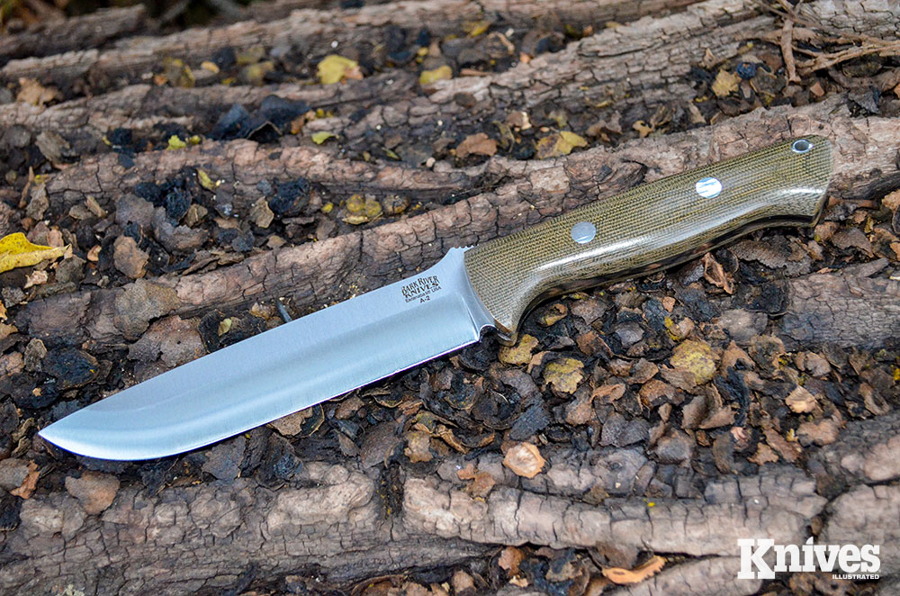 The Bravo 1.5 from Bark River Knives is an example of a straight-back blade.