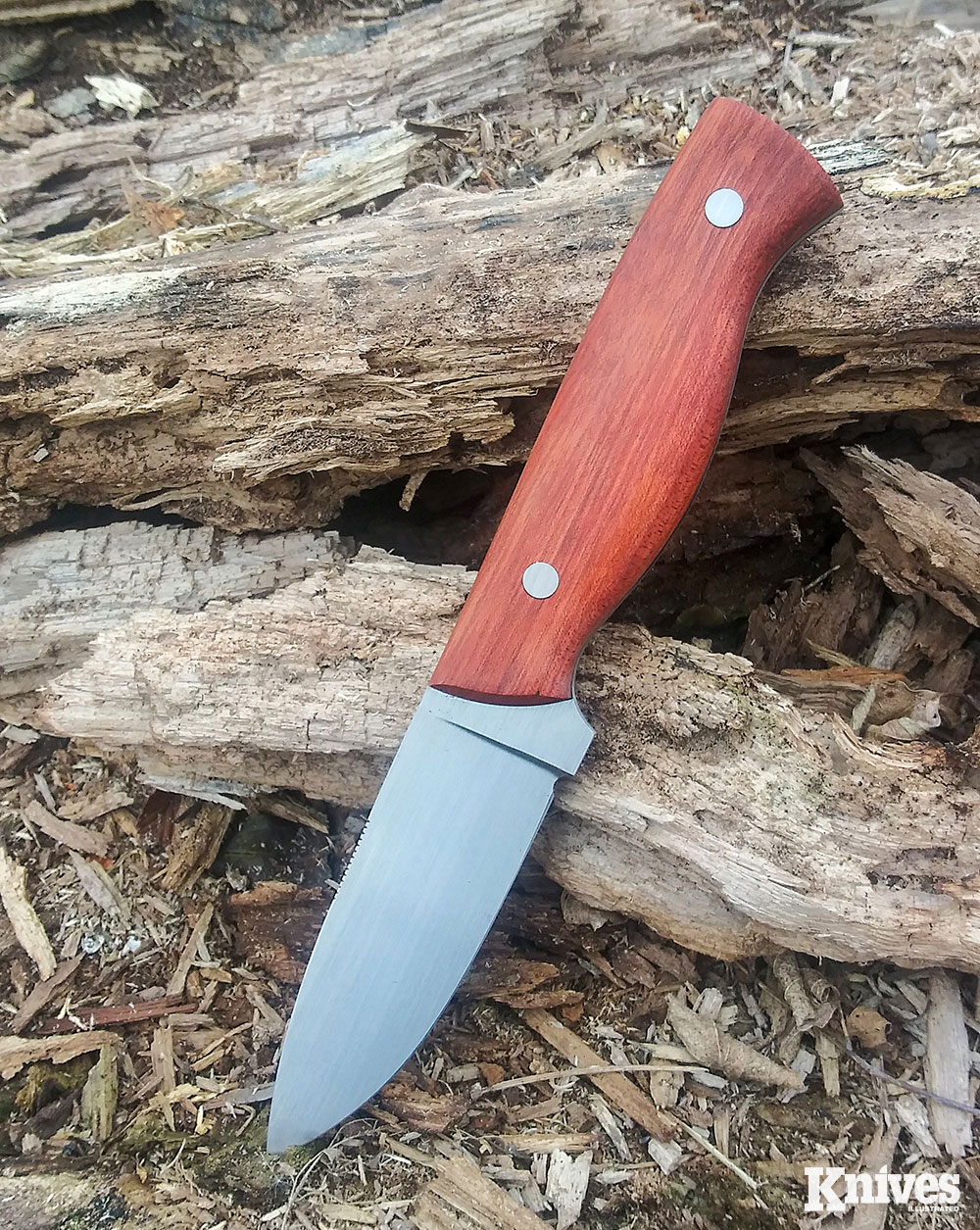 The Bushcrafter is right at home in the outdoors, providing you with a solid, dependable tool.