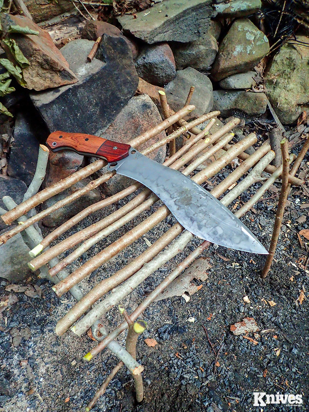 The 3/16-inch thick blade tapers nicely to aid in chopping thin, green branches towards the tip.
