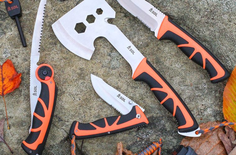 Surviv-All Knife Has Survival Tools and a Sharpener Built Right In To The  Sheath