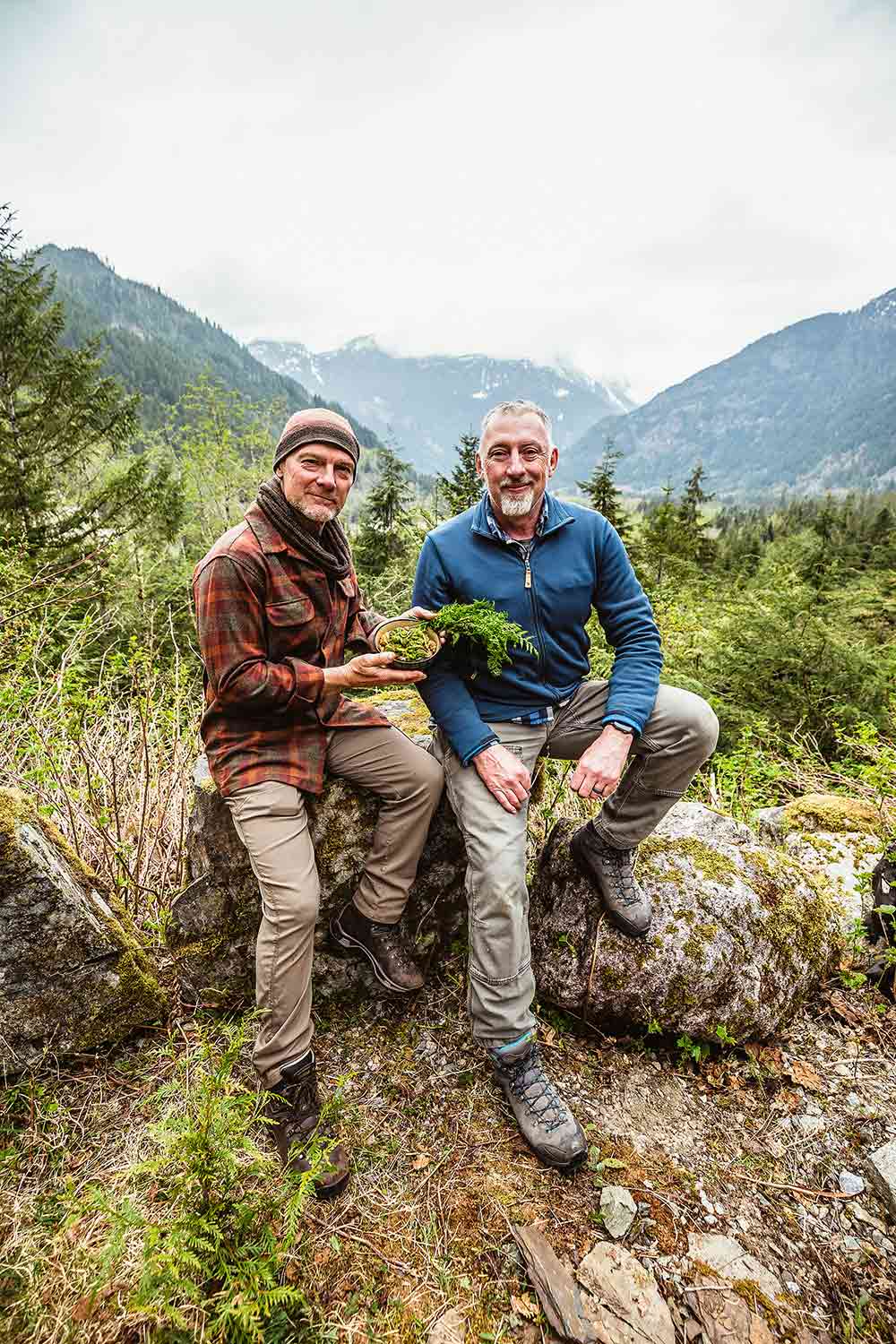 Les Stroud and Chef Paul Rogalski